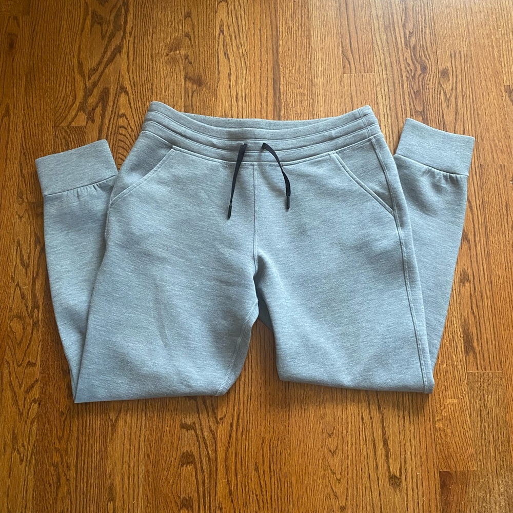 Women’s joggers
